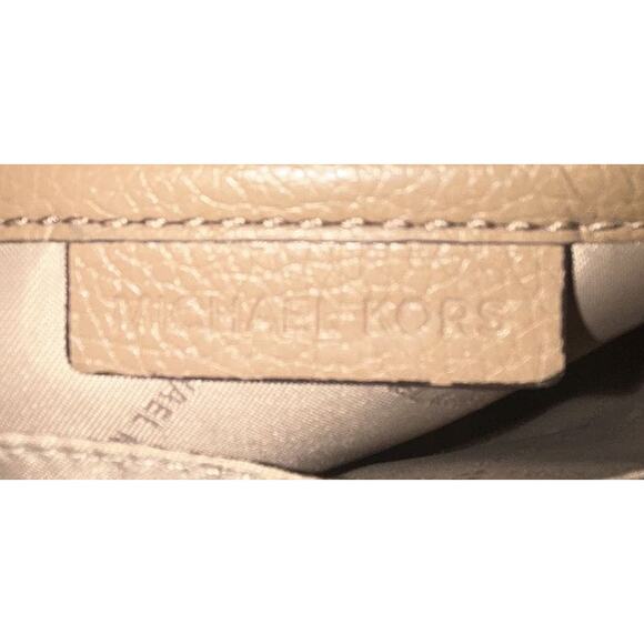 Michael Kors Fulton Large Leather Gold Crossbody Bag 38S8XFTC3L - Picture 8 of 9